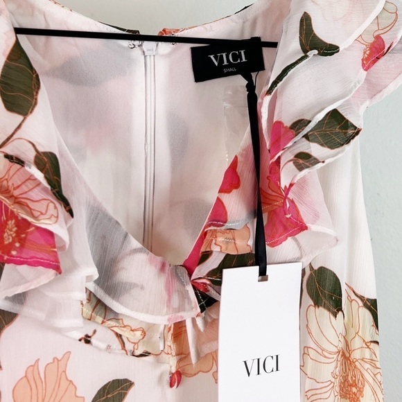 NWT Vici Chiffon Ruffle V-Neck Floral Maxi Dress - Picture 3 of 5